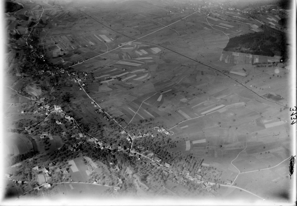 ETH-BIB-Reitnau, Moosleerau v. S. aus 2000 m-Inlandflüge-LBS MH01-003131