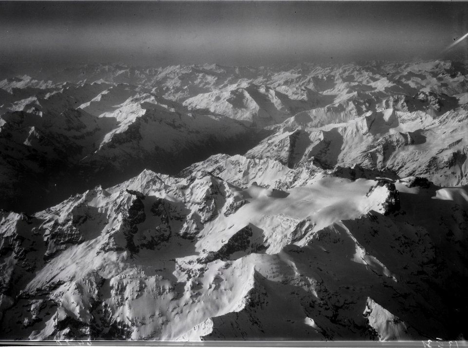 ETH-BIB-Reusstal, Gotthard, Urneralpen v. N. aus 7000 m-Inlandflüge-LBS MH01-006410