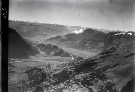 ETH-BIB-Rheintal mit Fläscherberg und Luziensteig aus 3500 m-Inlandflüge-LBS MH01-000152