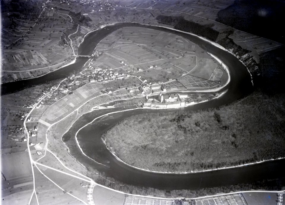 ETH-BIB-Rheinau, Kloster Rheinau v. S. aus 500 m-Inlandflüge-LBS MH01-005960