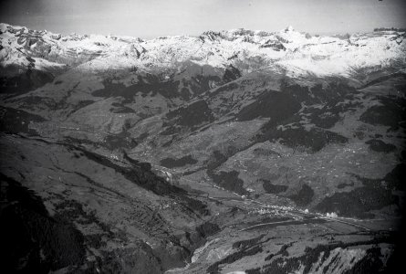 ETH-BIB-Rheintal, Ilanz, Hausstock-Inlandflüge-LBS MH05-59-01