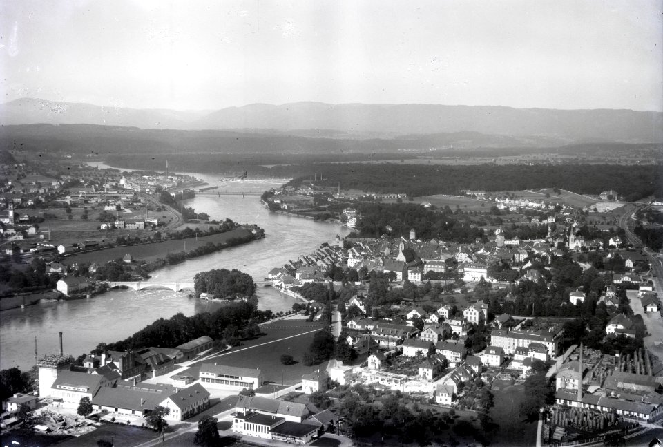 ETH-BIB-Rheinfelden v. W. aus 100 m-Inlandflüge-LBS MH01-006483