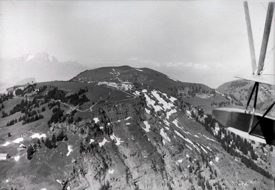 ETH-BIB-Rigi Scheidegg, Pilatus v. O. aus 1800 m-Inlandflüge-LBS MH01-001731