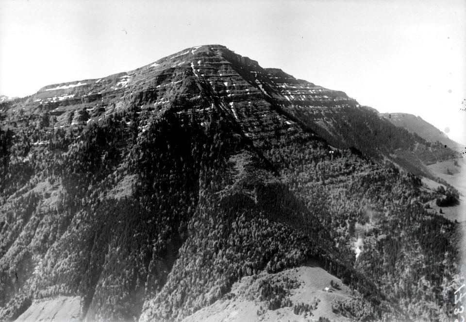 ETH-BIB-Rigi, Rigi Kulm v. N. aus 1600 m-Inlandflüge-LBS MH01-001735