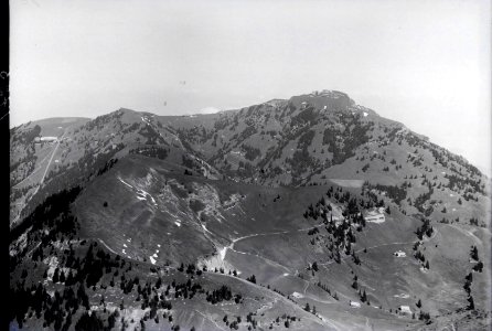 ETH-BIB-Rigi, Rigi Kaltbad, Rigi Kulm, Rigi Staffel, Klösterli v. S. W. aus 1800 m-Inlandflüge-LBS MH01-001725