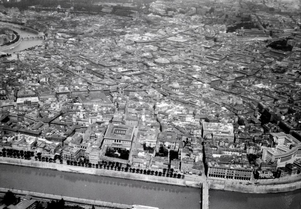ETH-BIB-Rom (Tiber) aus 500 m Höhe-Mittelmeerflug 1928-LBS MH02-04-0148