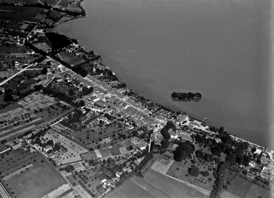 ETH-BIB-Rolle, L'ile de la Harpe v. W. aus 400 m-Inlandflüge-LBS MH01-000769