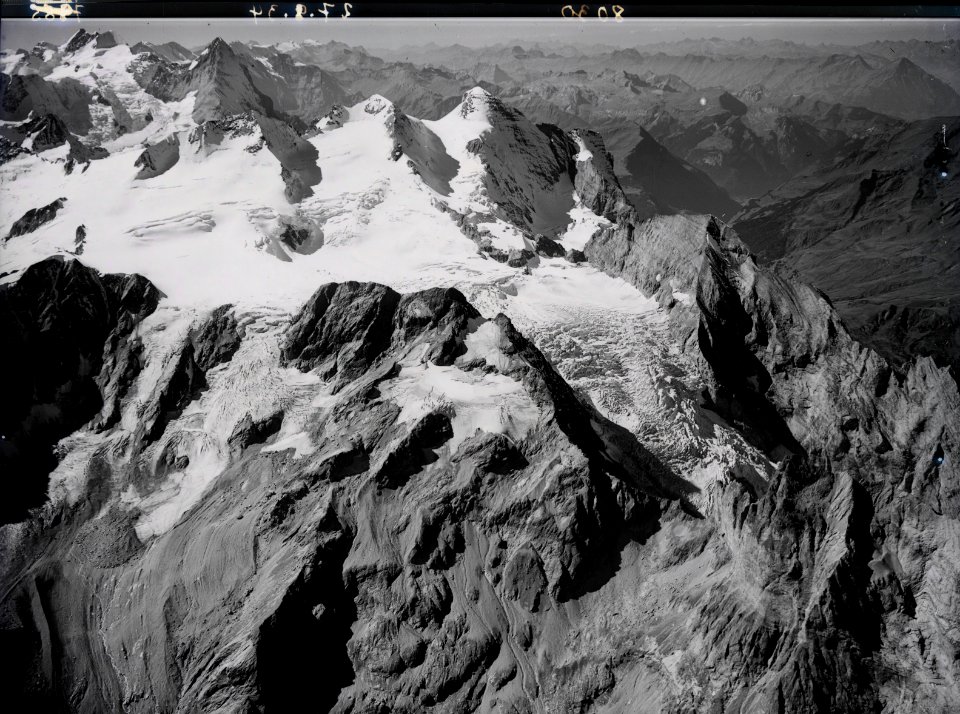 ETH-BIB-Rosenlauigletscher, Dossen, Wetterhorn-Inlandflüge-LBS MH01-008030