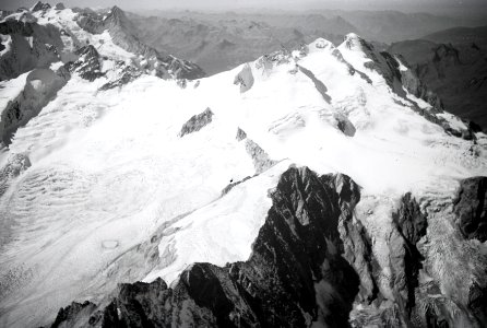 ETH-BIB-Rosenhorn, Mittelhorn, Wetterhorn-Inlandflüge-LBS MH05-13-18 photo