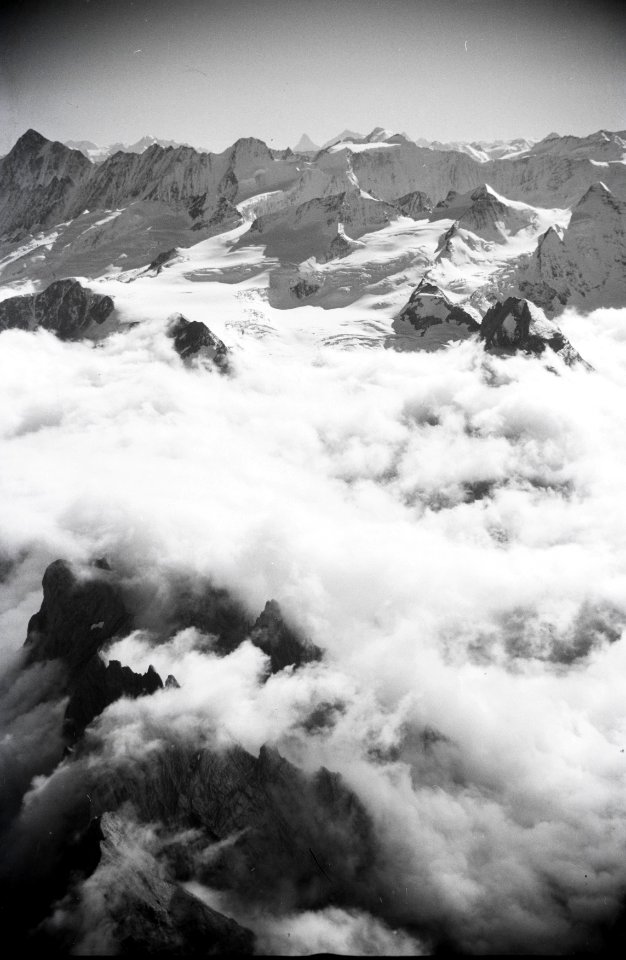 ETH-BIB-Rosenhorn, Mittelhorn, Wetterhorn, Finsteraarhorn-Inlandflüge-LBS MH05-17-17