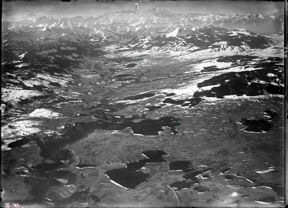 ETH-BIB-Rossens, Farvagny, Vuisternens, Vallée de la Sarine, Les Alpes de Gruyère, Mont Blanc v. N. aus 3000 m-Inlandflüge-LBS MH01-000435