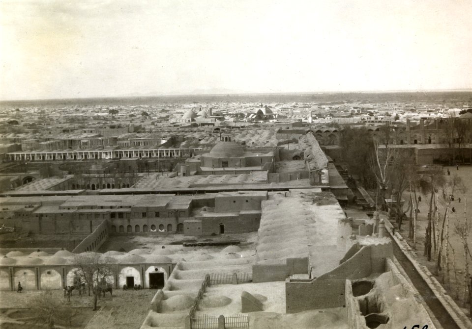 ETH-BIB-Rundblick von der Schahburg, Isfahan-Persienflug 1924-1925-LBS MH02-02-0158-AL-FL