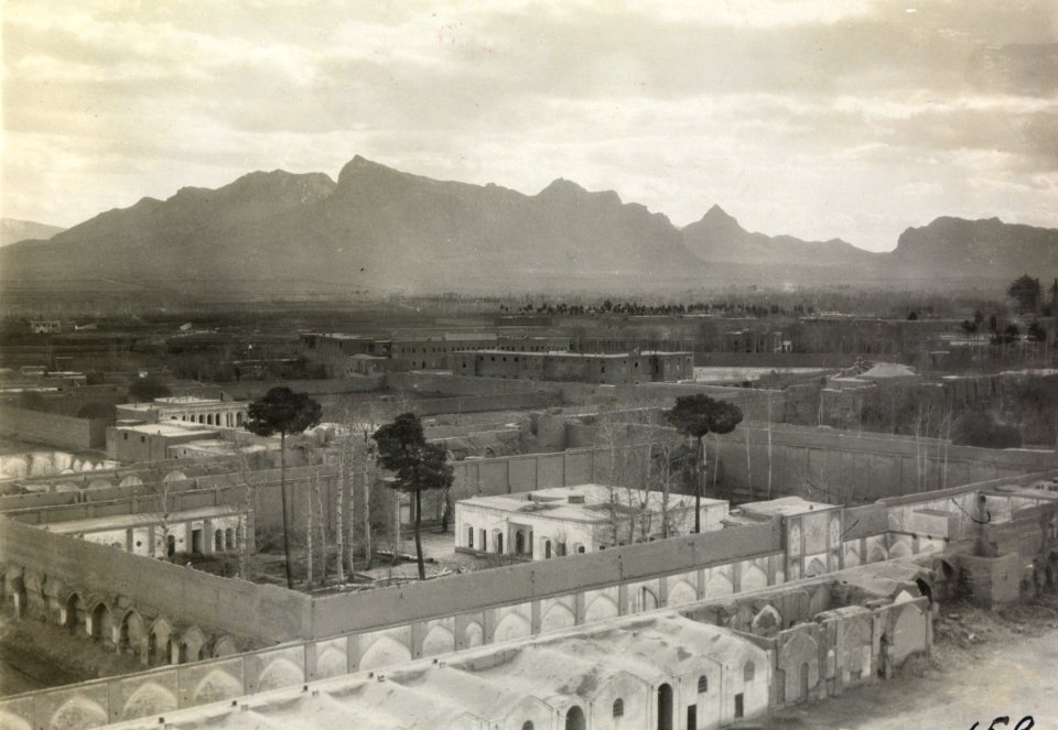 ETH-BIB-Rundblick von der Schahburg, Isfahan-Persienflug 1924-1925-LBS MH02-02-0159-AL-FL