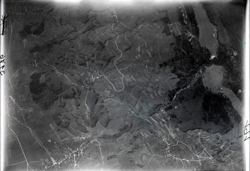 ETH-BIB-Rumisberg, Läberen, Oberbipp v. O. aus 3000 m-Inlandflüge-LBS MH01-003176
