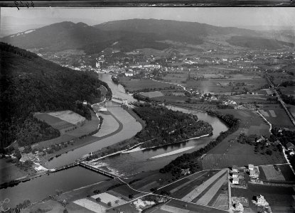 ETH-BIB-Ruppoldingen, Flusskraftwerk, Rishalden, Aarburg aus 500 m-Inlandflüge-LBS MH01-004409