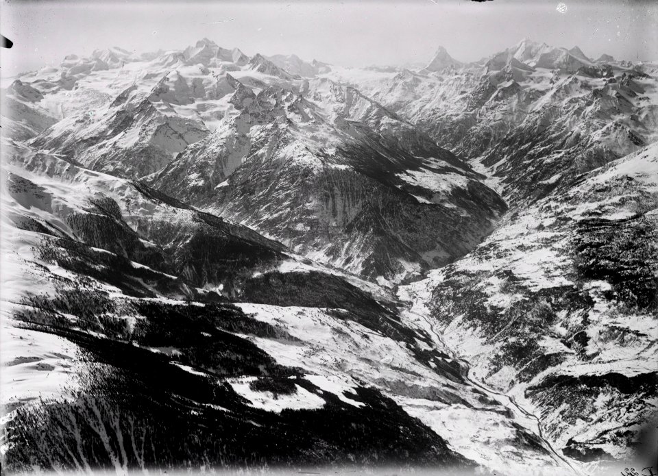 ETH-BIB-Saastal und Nikolajtal bei Stalden, Vispertäler, Mischabelgruppe, Matterhorn-Inlandflüge-LBS MH01-000378