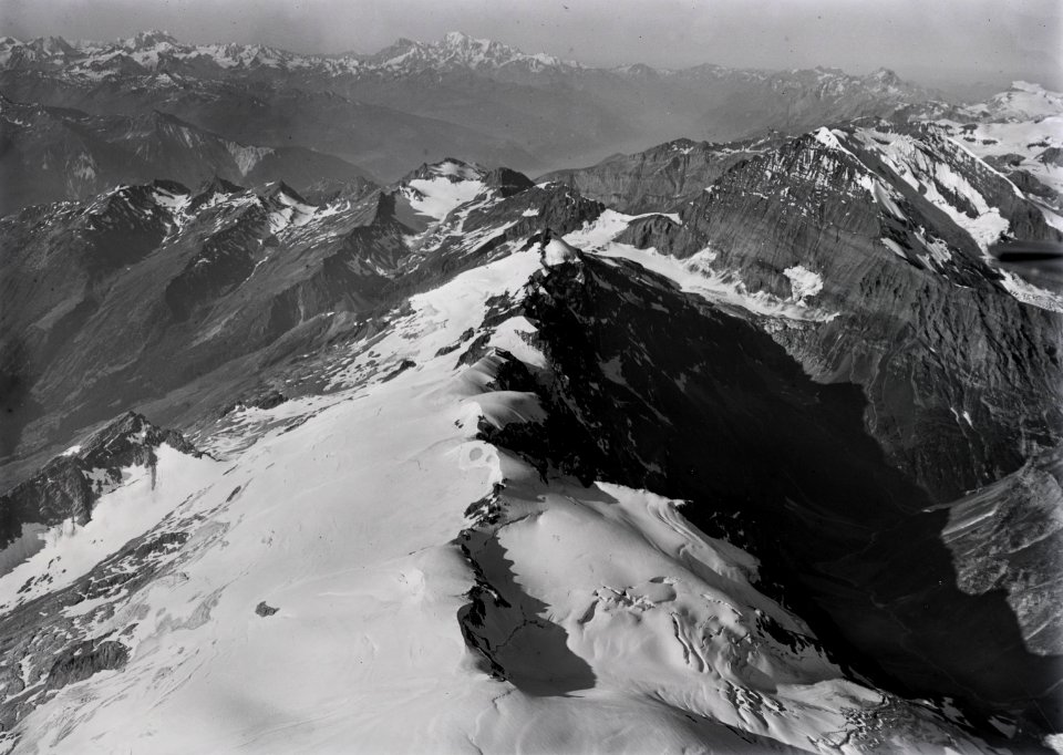 ETH-BIB-Sackhorn, Gasterental, Balmhorn, Mont Blanc aus 5000 m-Inlandflüge-LBS MH01-001249