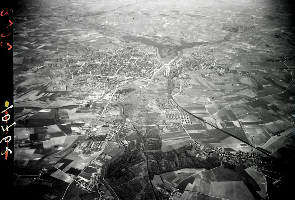 ETH-BIB-Saint-Quentin (Département Aisne) und Canal de Saint-Quentin-Inlandflüge-LBS MH01-008202