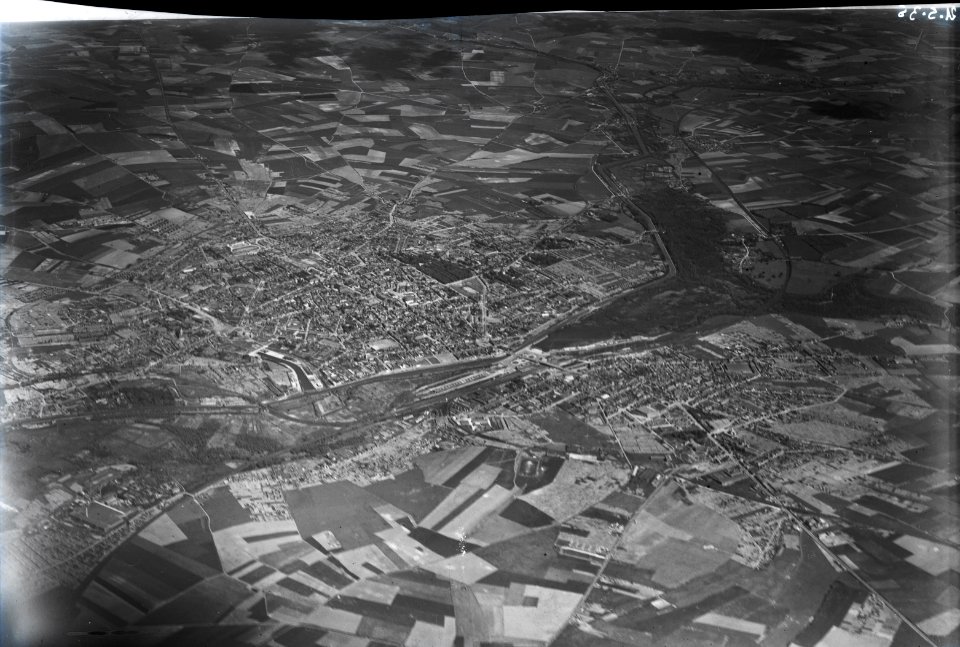 ETH-BIB-Saint-Quentin (Département Aisne) und Canal de Saint-Quentin-Inlandflüge-LBS MH01-008112