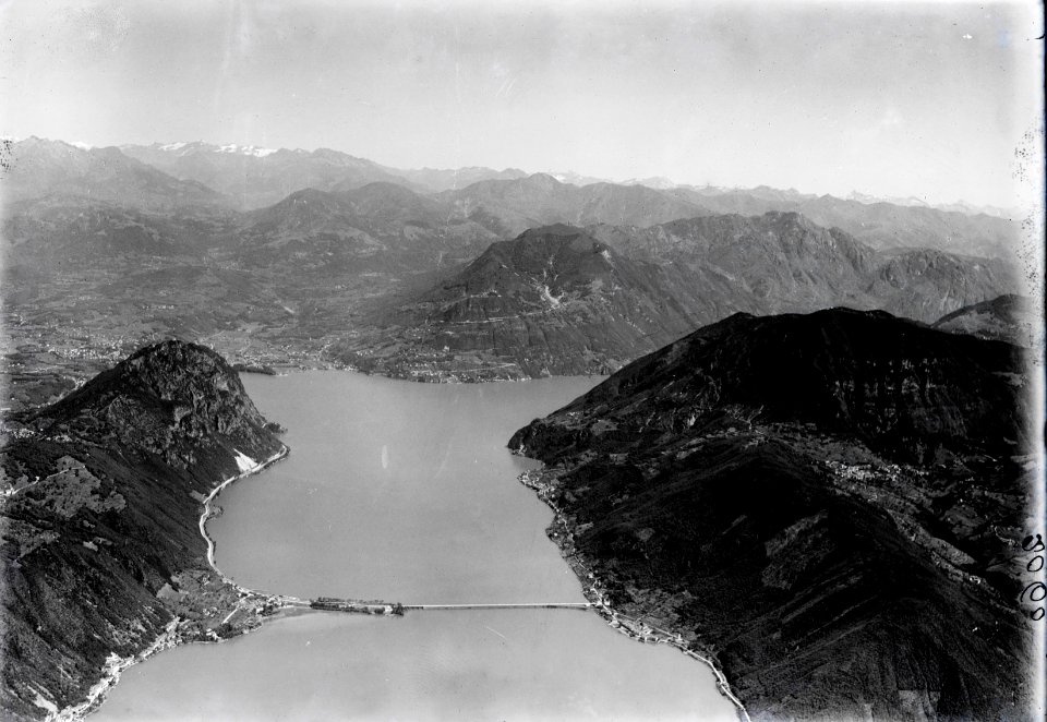 ETH-BIB-San Salvatore, Damm von Melide, Lugano, Gotthard v. S. aus 2000 m-Inlandflüge-LBS MH01-002060