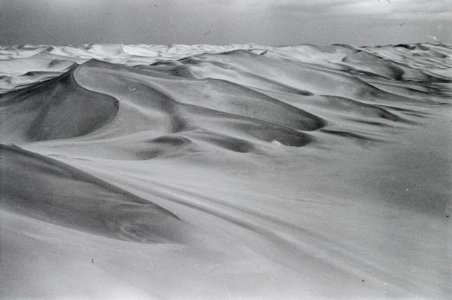ETH-BIB-Sanddünen bei Beni-Abbès-Nordafrikaflug 1932-LBS MH02-13-0180