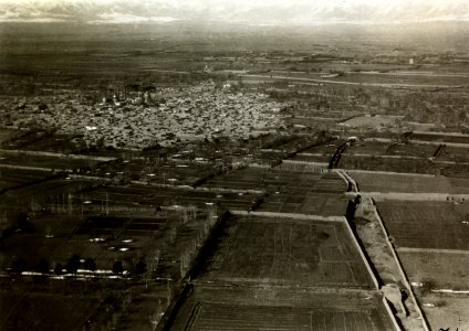 ETH-BIB-Schah-Abdul-Azim -Schrein- mit Elbursgebirge von Süden aus 500 m Höhe-Persienflug 1924-1925-LBS MH02-02-0074-AL-FL