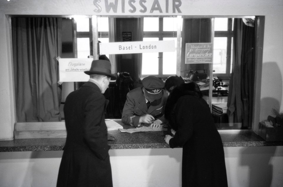 ETH-BIB-Schalter, Abfertigungshalle in Dübendorf-Inlandflüge-LBS MH05-45-13