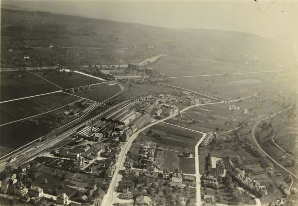 ETH-BIB-Schlieren, Waggonfabrik, Gaswerk Zürich-Inlandflüge-LBS MH03-1790