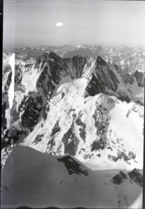 ETH-BIB-Schreckhorn, Unterer Grindelwaldgletscher v. S. W. aus 4000 m-Inlandflüge-LBS MH01-005706