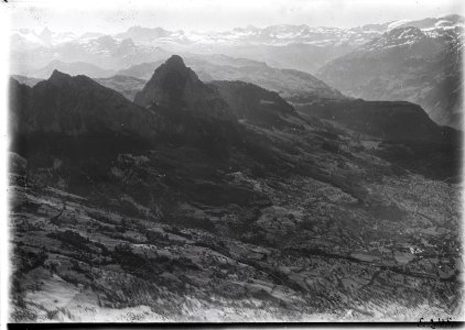 ETH-BIB-Schwyz, Mythen, Muotatal v. N. aus 2500 m-Inlandflüge-LBS MH01-003403