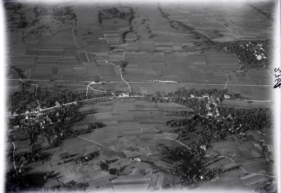 ETH-BIB-Schöfflisdorf, Oberweningen, Dampfzug v. N. aus 500 m-Inlandflüge-LBS MH01-002761