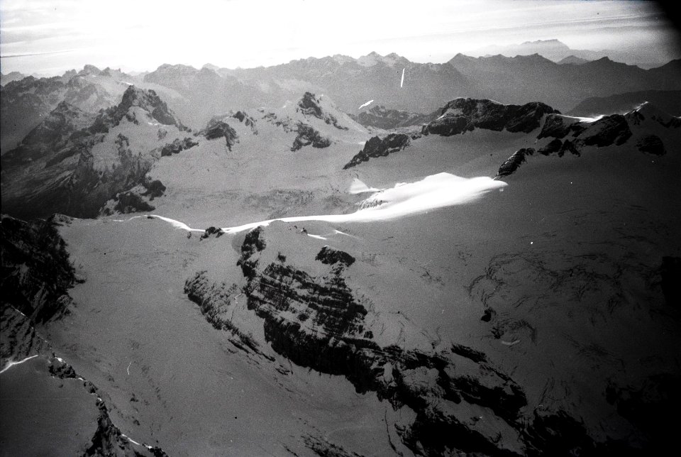ETH-BIB-Schärhorn, Clariden-Inlandflüge-LBS MH05-04-26