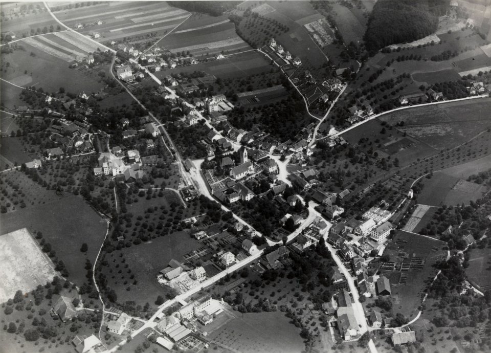 ETH-BIB-Schöftland aus 500 m-Inlandflüge-LBS MH01-002897