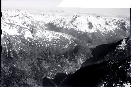 ETH-BIB-Schöllenen, Andermatt, Gotthard, Pizzo Centrale, Oberalp v. N. aus 3000 m-Inlandflüge-LBS MH01-005632