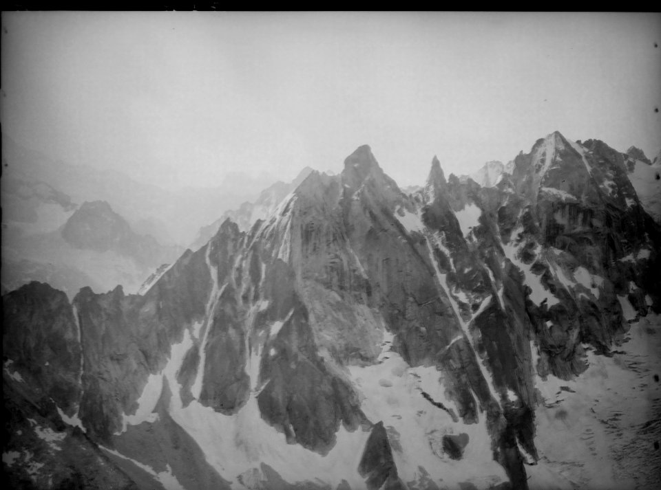 ETH-BIB-Sciora Dadent, Sciora Dafora, Piz Bondasca v. W. aus 3300 m-Inlandflüge-LBS MH01-007824