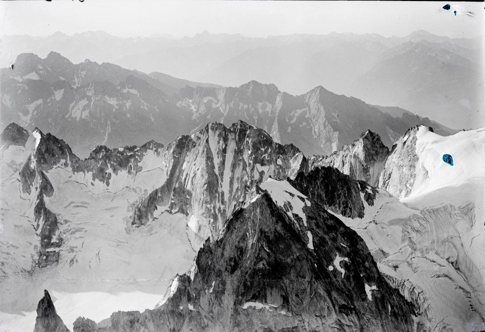 ETH-BIB-Sciora Dadent v. N. W. aus 3300 m-Inlandflüge-LBS MH01-003759