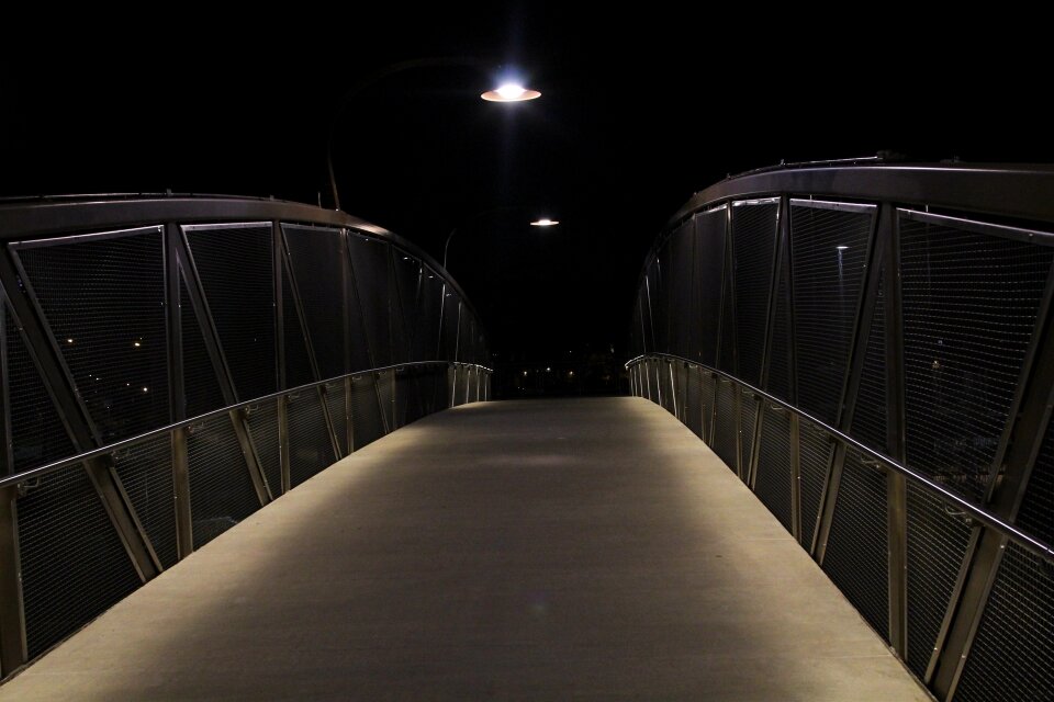 Light dark night