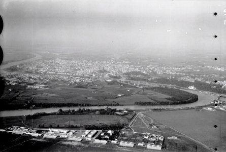 ETH-BIB-Sevilla mit Flugplatz von S. aus 400 m Höhe-Mittelmeerflug 1928-LBS MH02-05-0018