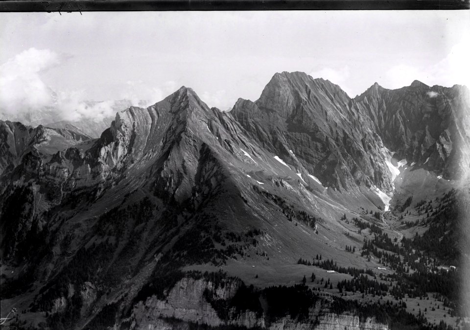 ETH-BIB-Sichlekamm, Schiffberg, Gamsberg, Büchel, Schönplank v. S. aus 2000 m-Inlandflüge-LBS MH01-004245