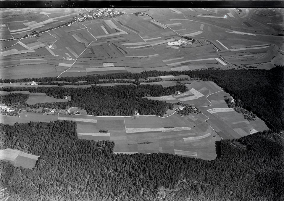 ETH-BIB-Serroue, Coffrane v. S. aus 1500 m-Inlandflüge-LBS MH01-005274