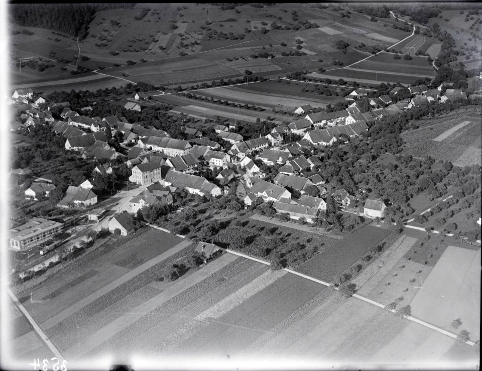 ETH-BIB-Siblingen (Schaffhausen) aus 300 m-Inlandflüge-LBS MH01-003534