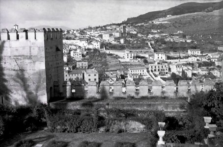 ETH-BIB-Sicht von der Alhambra auf Granada-Nordafrikaflug 1932-LBS MH02-13-0579
