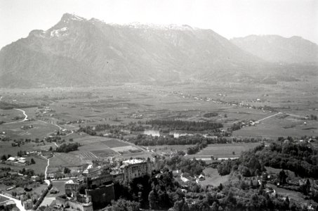 ETH-BIB-Sicht von Salzburg auf den Untersberg-Weitere-LBS MH02-18-0013