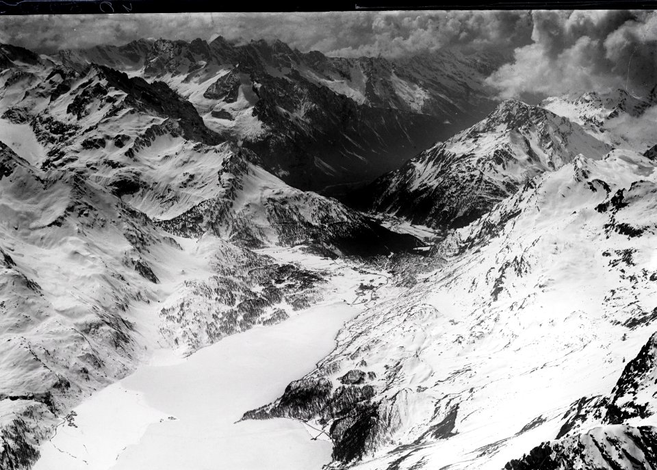 ETH-BIB-Silsersee, Maloya, Bergell, Val Bregaglia aus 3000 m-Inlandflüge-LBS MH01-005072