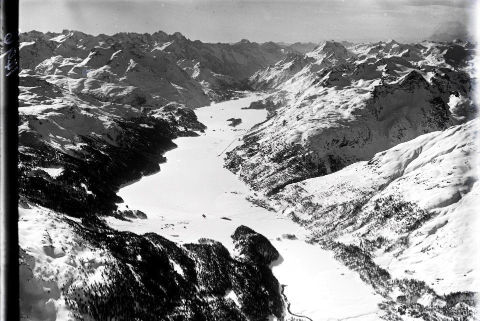 ETH-BIB-Silvaplanasee, Silsersee, Maloja, Ansicht von St. Moritz aus 1200 m-Inlandflüge-LBS MH01-001496
