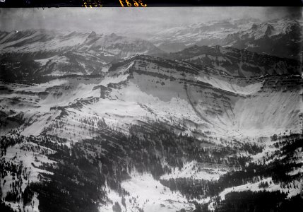 ETH-BIB-Speer, Mattstock, Churfirsten v. N. aus 1900 m-Inlandflüge-LBS MH01-003681