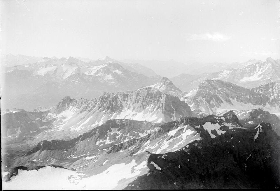ETH-BIB-Splügenpass, Surettahorn, Pizzo Tambo, Pizzas d'Annarosa, Tambohorn v. N. aus 3000 m-Inlandflüge-LBS MH01-003747