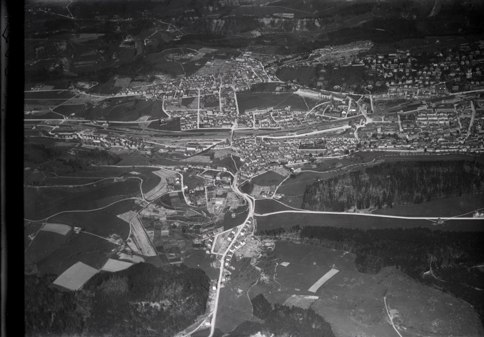 ETH-BIB-St. Gallen, St.Othmar, Westquartier v. S. aus 1200 m-Inlandflüge-LBS MH01-000562