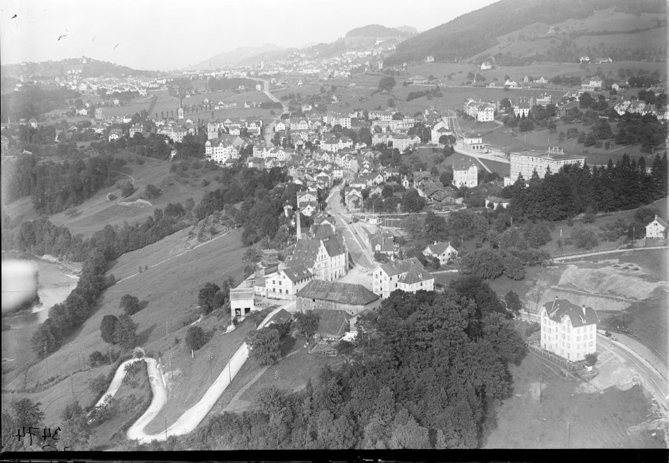 ETH-BIB-St. Gallen-Bruggen, Bruggen, Brauerei aus 300 m-Inlandflüge-LBS MH01-003474
