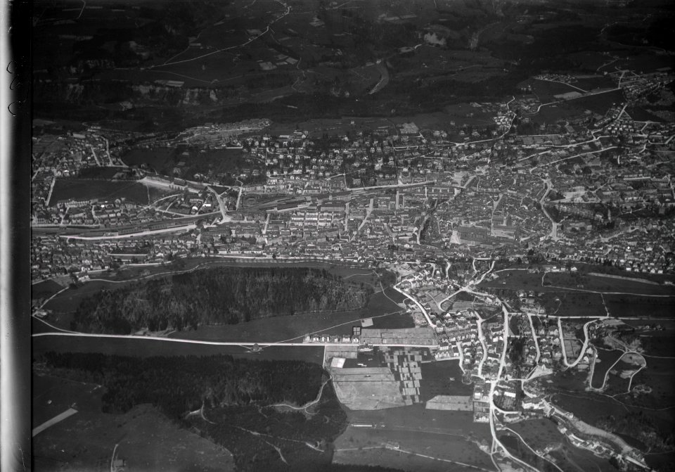 ETH-BIB-St. Gallen, Zentrum v. S. aus 1800 m-Inlandflüge-LBS MH01-000563